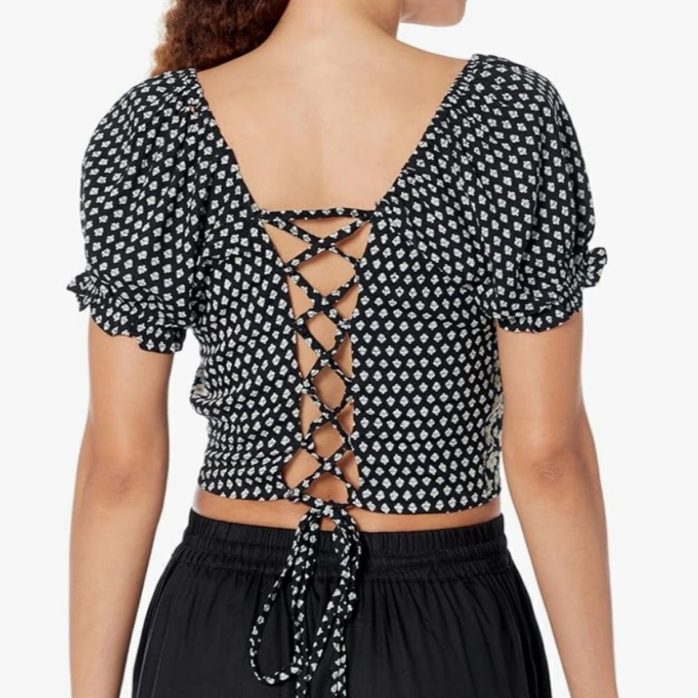 Angie Black Floral Lace Up Back Boho Cropped Top Medium - Picture 7 of 10
